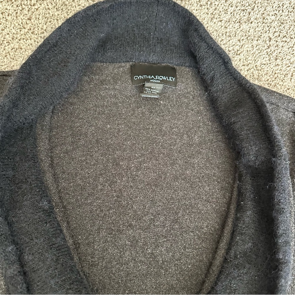 CYNTHIA ROWLEY 2X Gray Black Layered Ruffle Cardigan Sweater R $325 - Picture 10 of 16